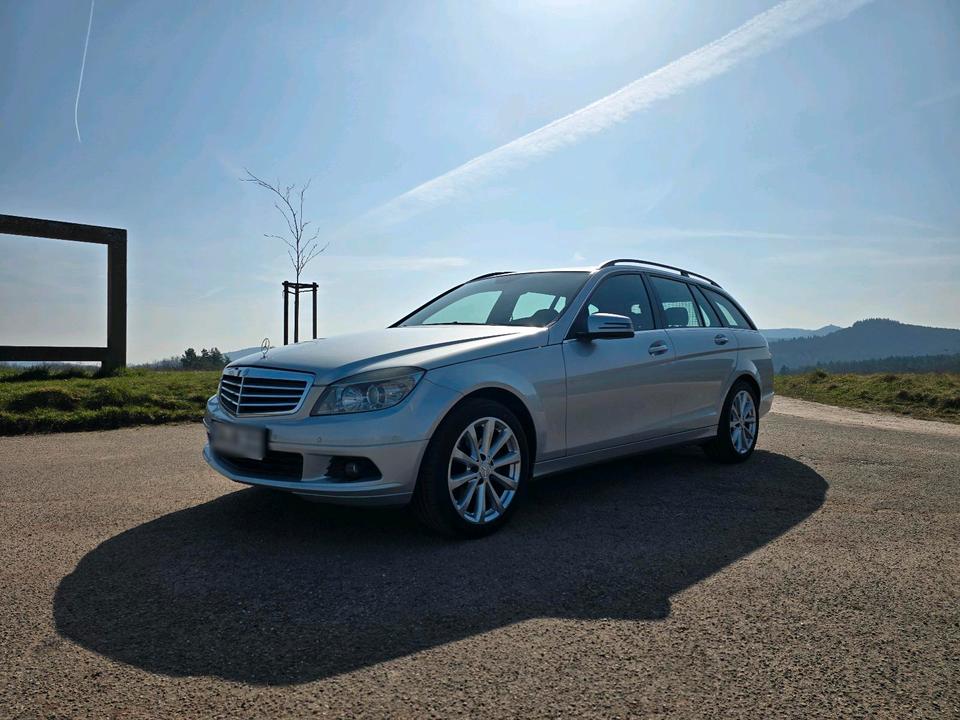 Mercedes Benz C 220 2008 — interior