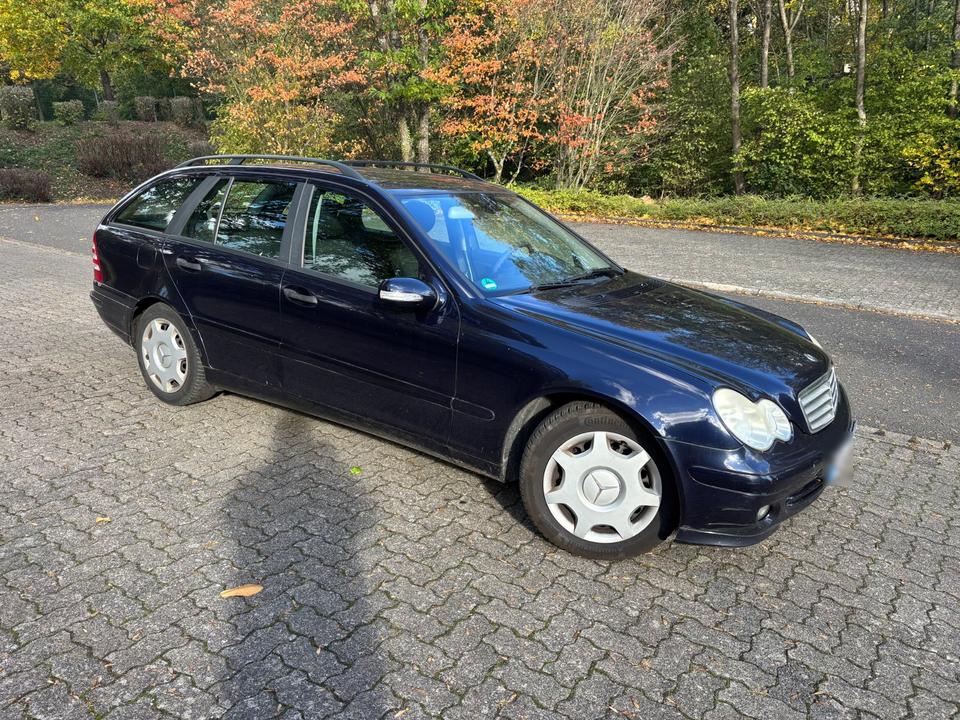 Mercedes Benz C 180 2006 — вигляд ззаду