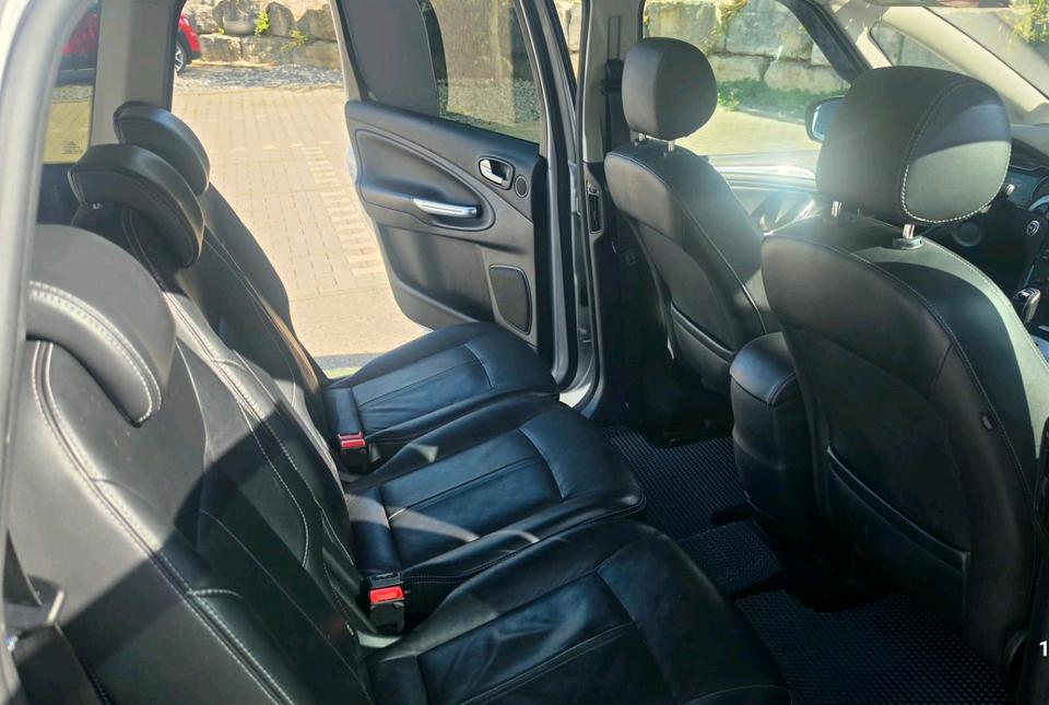 Ford S-Max 2014 — photo 8