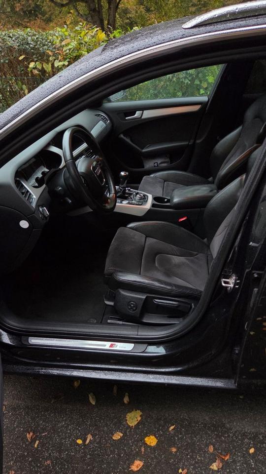 Audi A4 2011 — photo 10