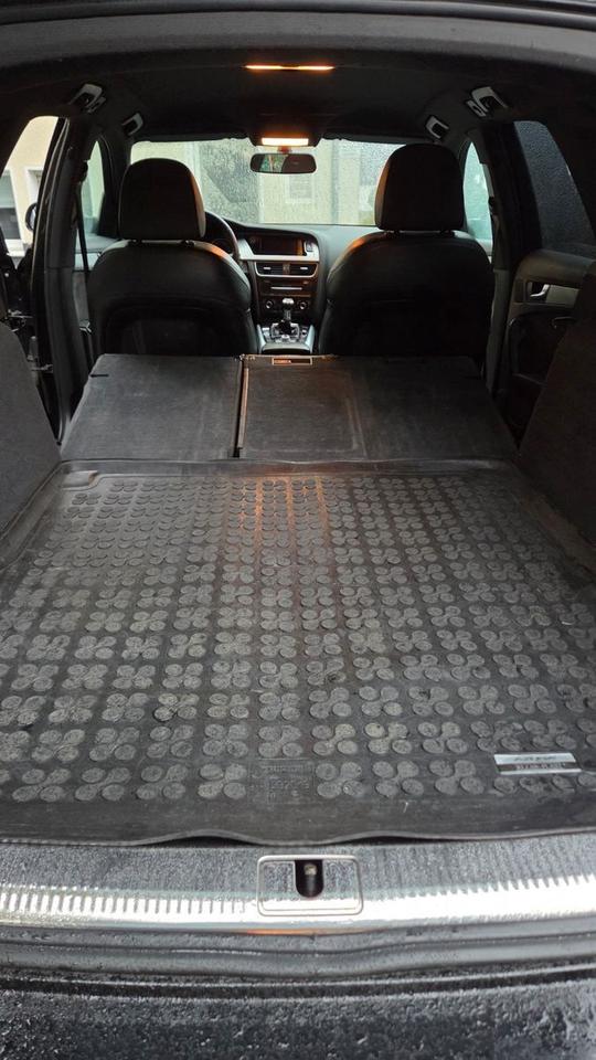 Audi A4 2011 — photo 14