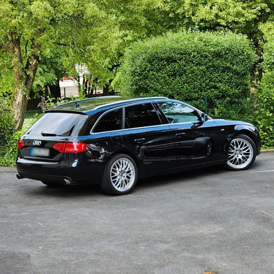 Audi A4 2011 — rear view