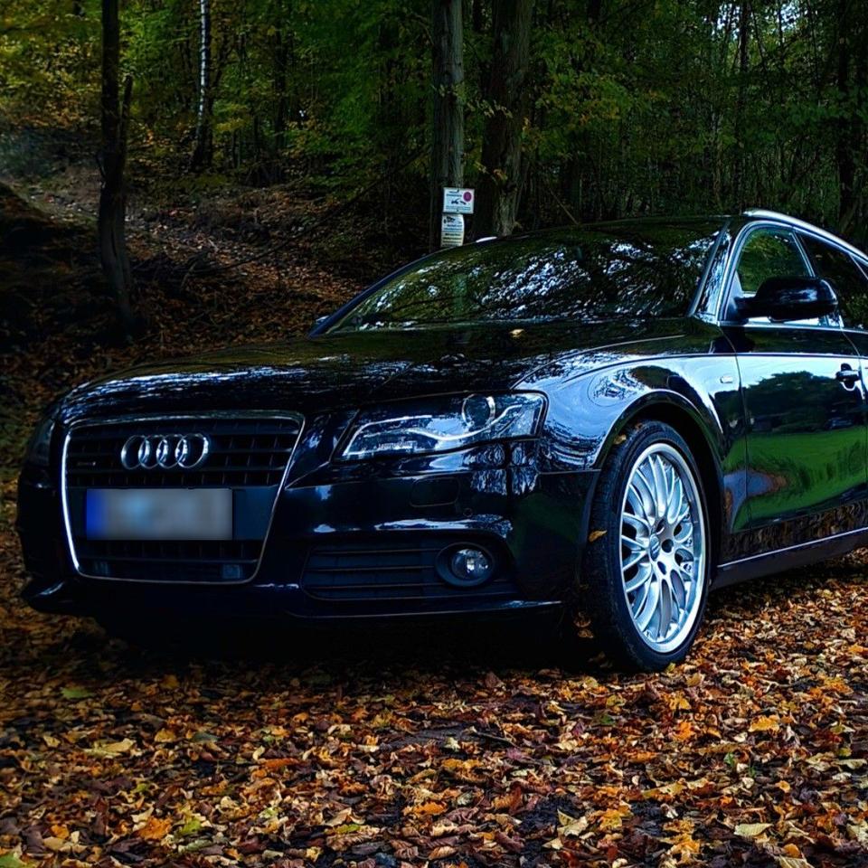 Audi A4 2011 — interior