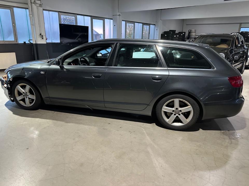 Audi A6 2006 — салон