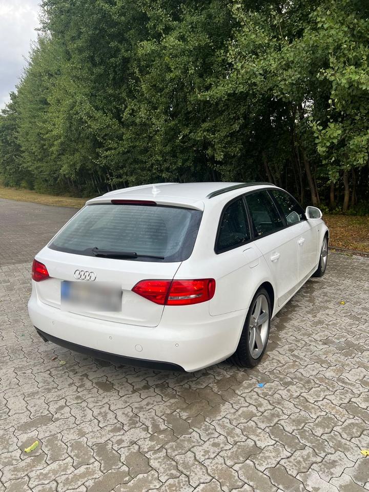 Audi A4 2008 — photo 7