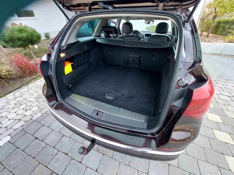 Opel Astra 2015 — photo 6
