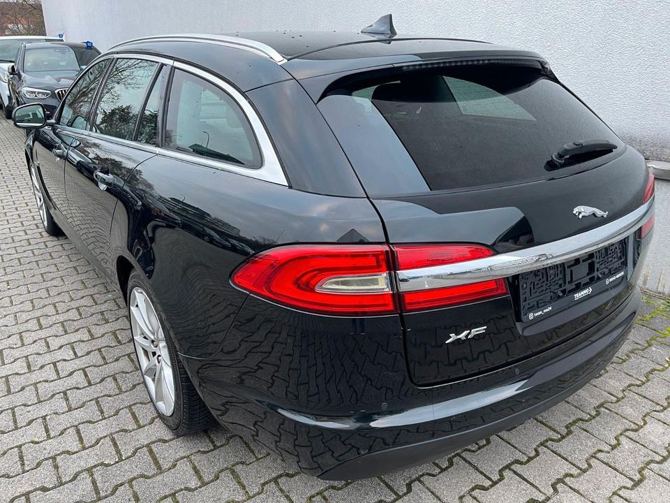 Jaguar XF 2014 — photo 8