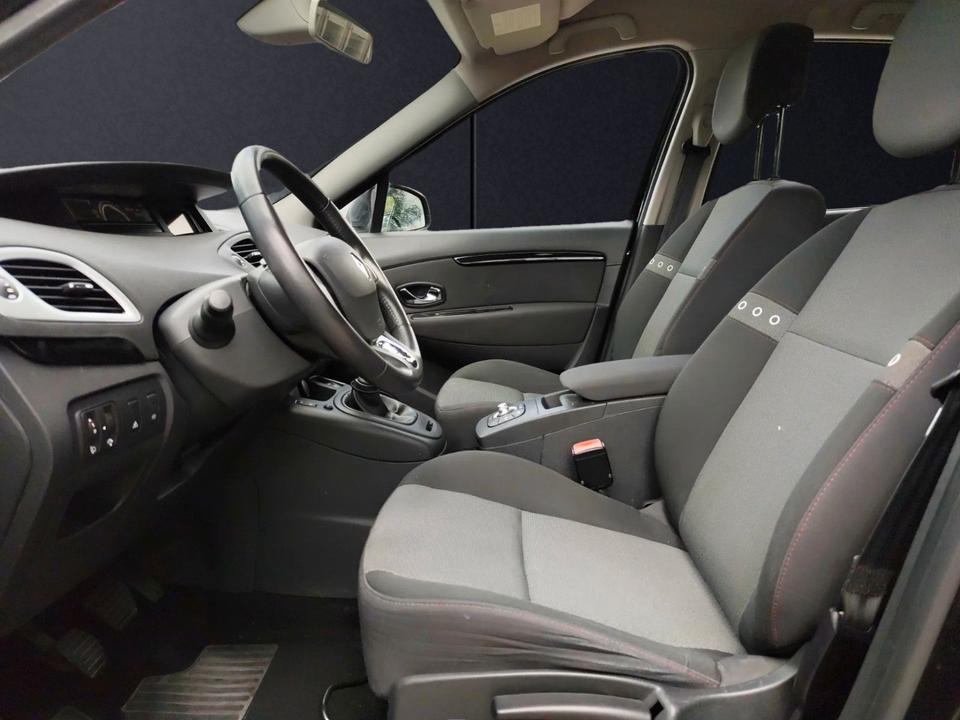 Renault Grand Scenic 2013 — photo 10