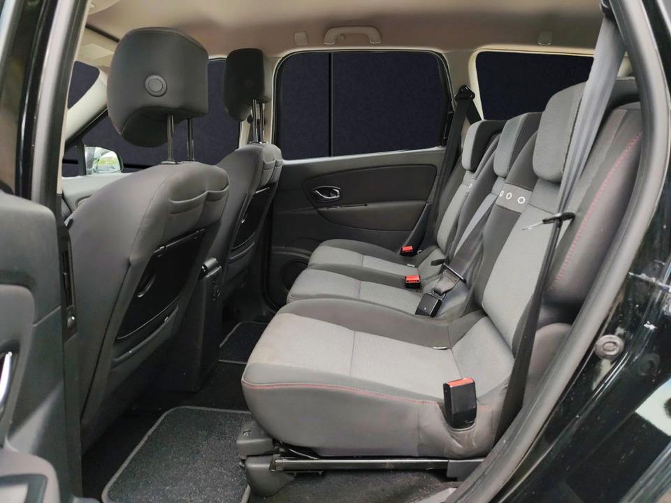 Renault Grand Scenic 2013 — photo 11