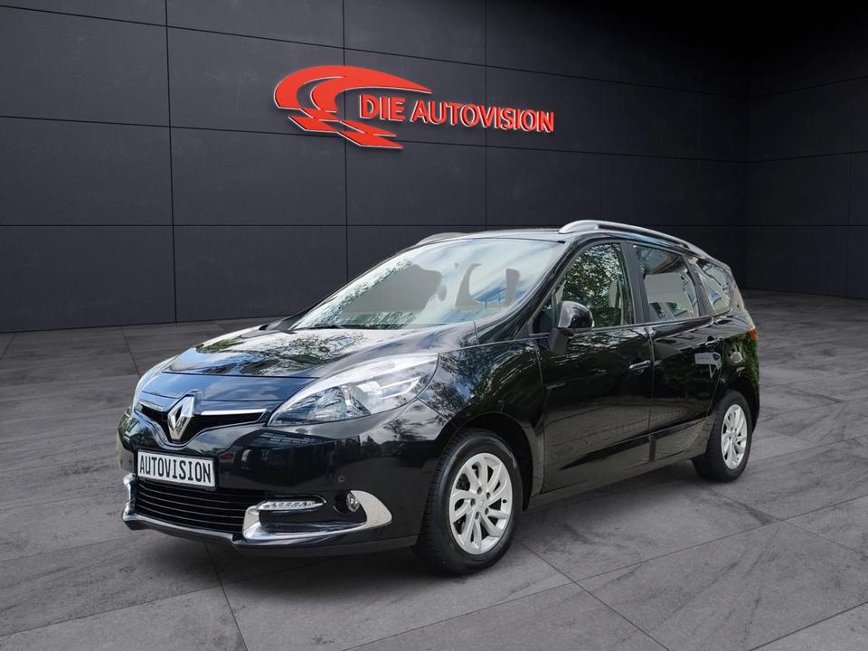 Renault Grand Scenic 2013 — interior