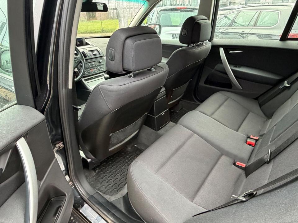 BMW X3 2010 — photo 15