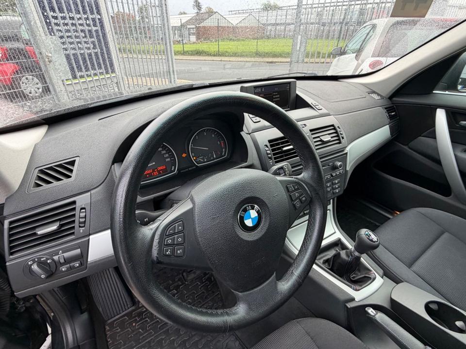 BMW X3 2010 — photo 17
