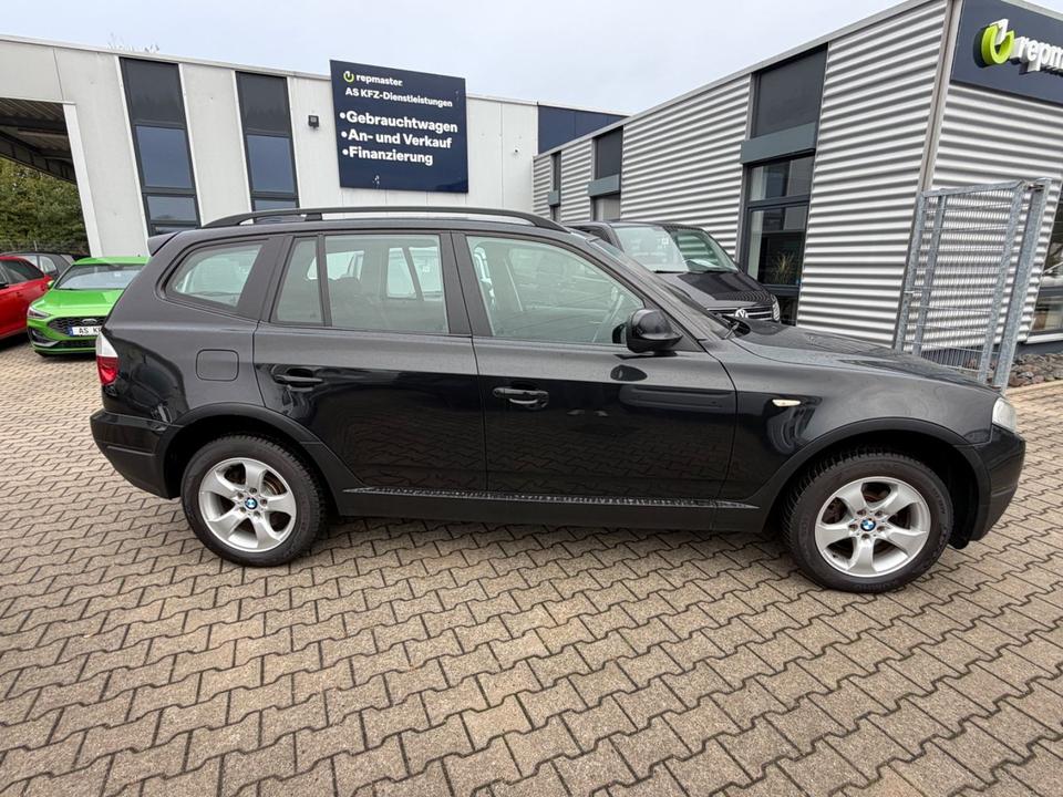 BMW X3 2010 — engine