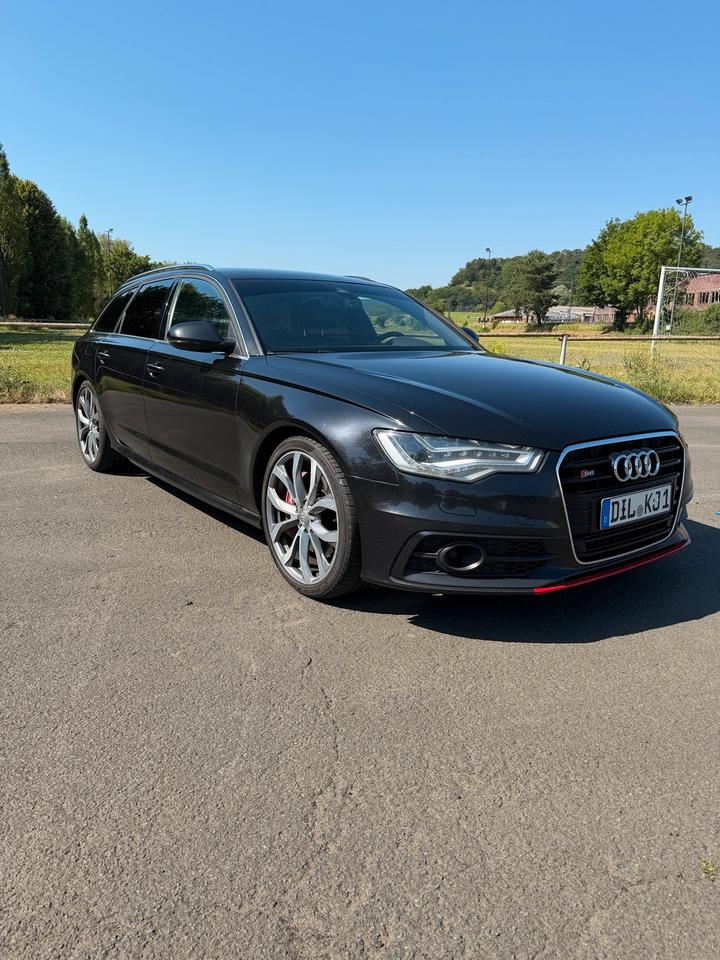 Audi A6 2013 — вигляд ззаду