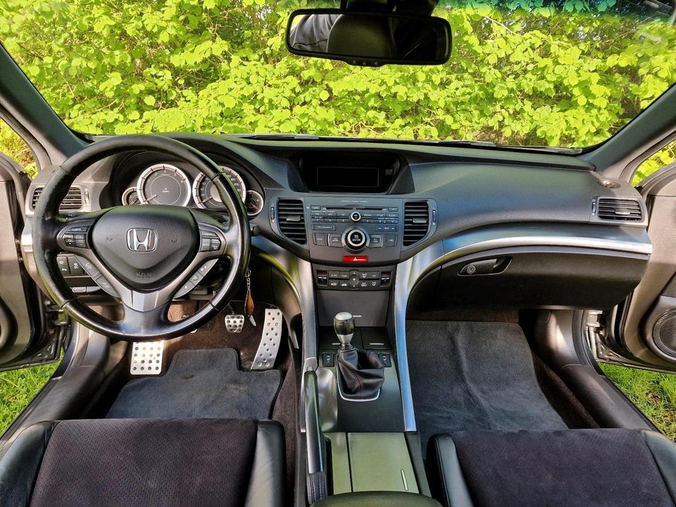 Honda Accord 2011 — photo 12