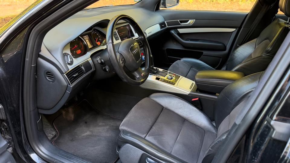 Audi A6 2011 — photo 9