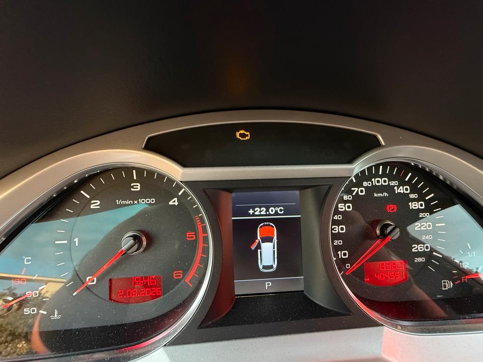 Audi A6 2010 — photo 16