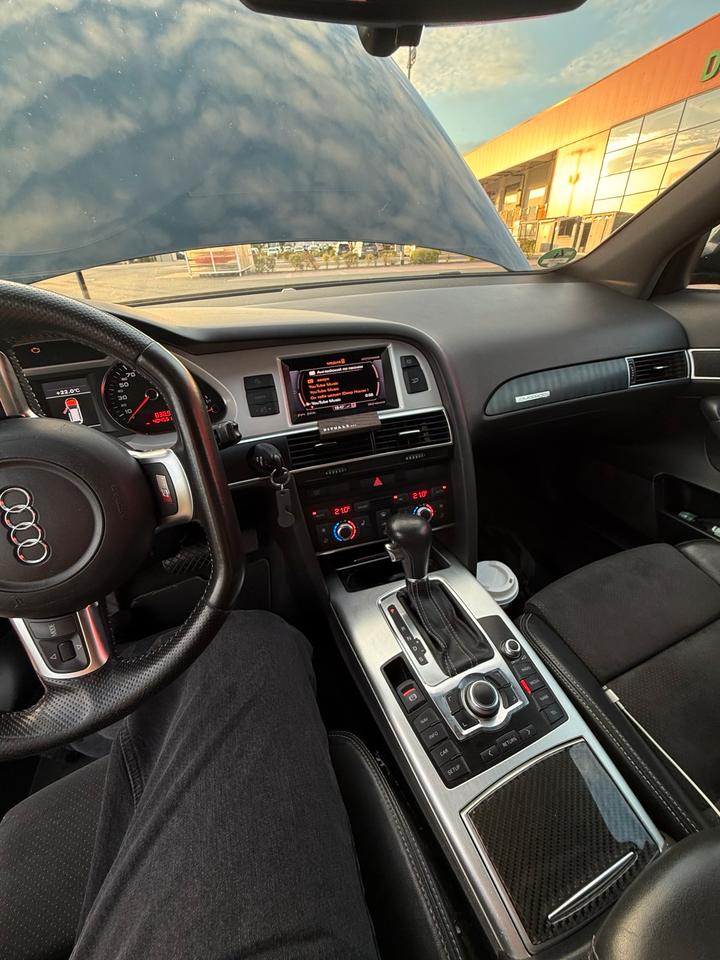 Audi A6 2010 — photo 17