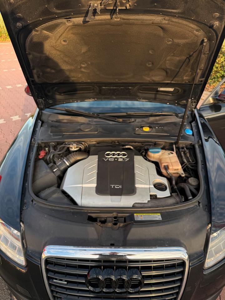 Audi A6 2010 — photo 8