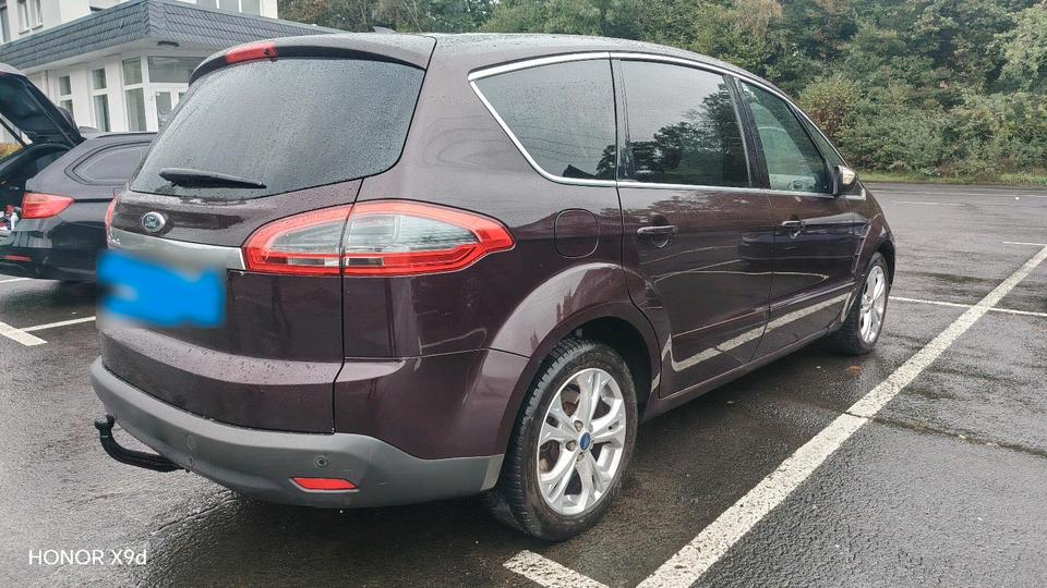 Ford S-Max 2012 — interior
