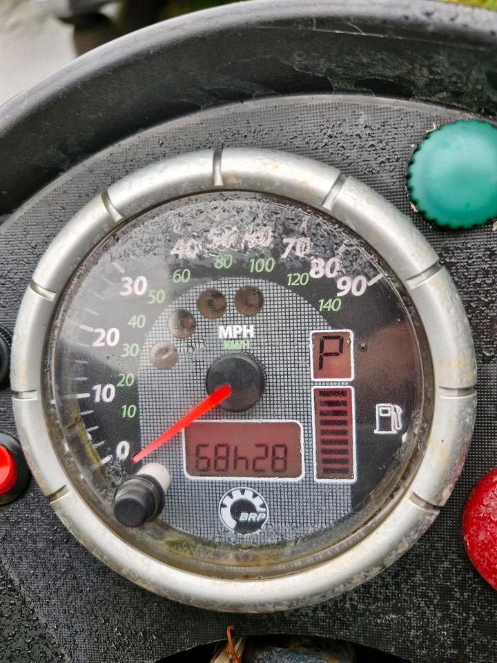  Can Am Bombardier Outlander 800 XT 2006 — engine 800 ccm