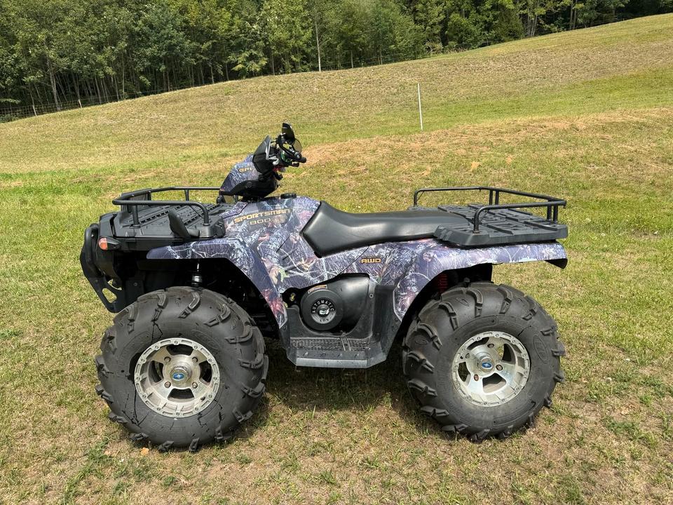 Weitere Motorräder Polaris sportsman 800 Quad 2008 — interior