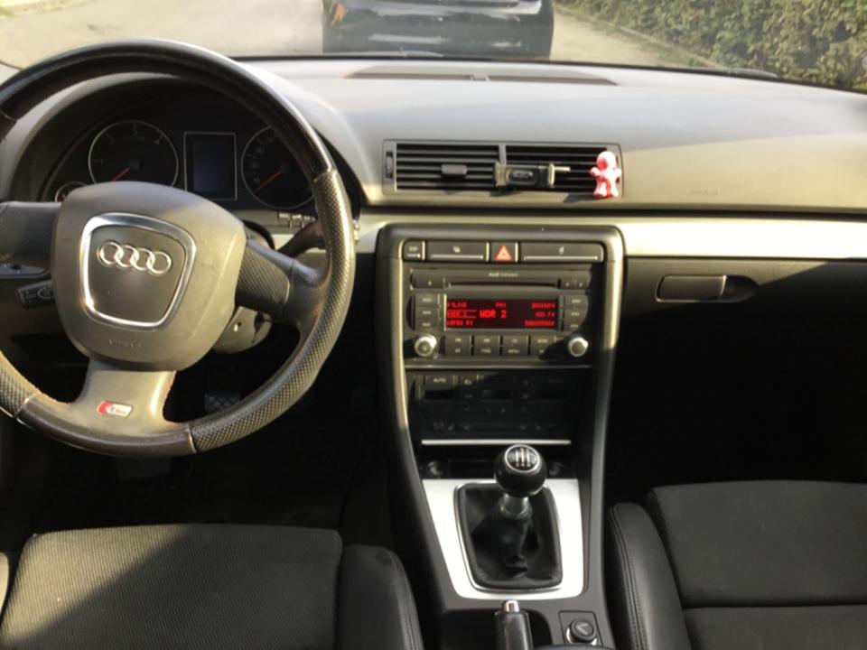 Audi A4 2007 — photo 10