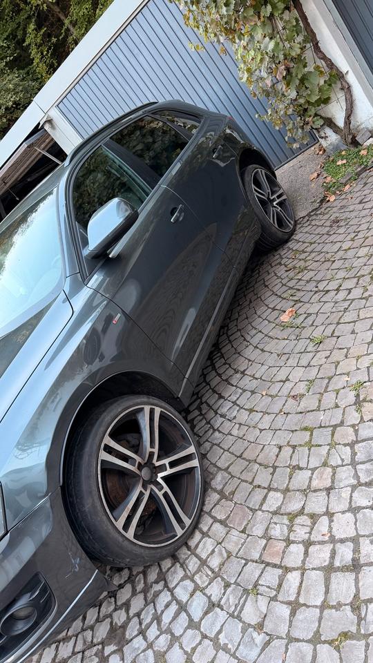 Audi Q5 2009 — photo 11