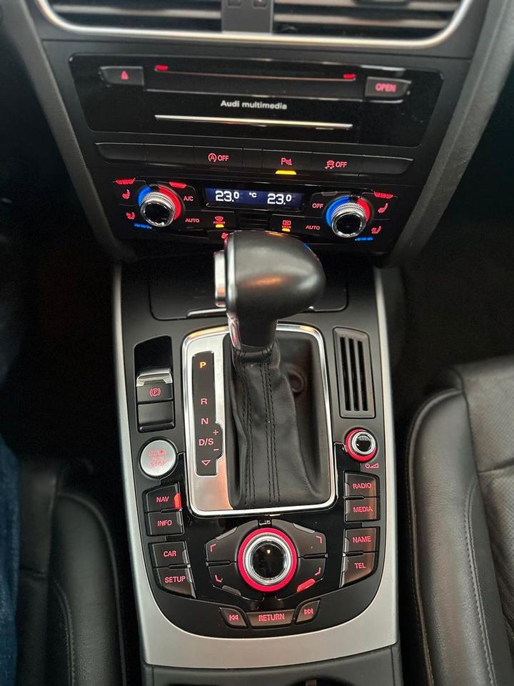 Audi A4 2014 — photo 16