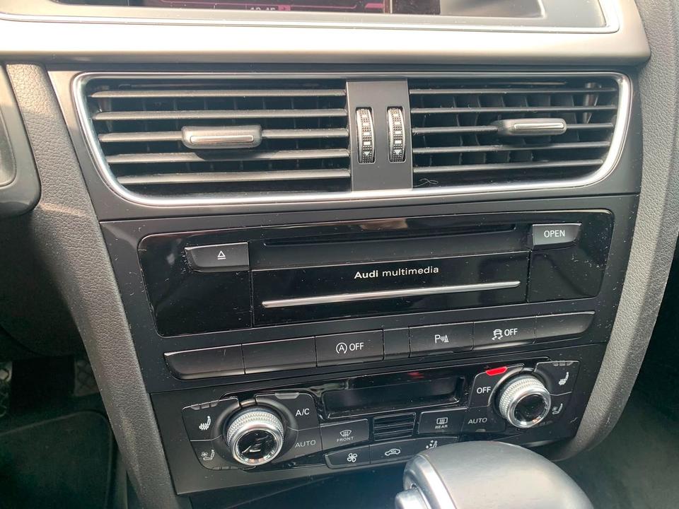Audi A4 2014 — photo 18