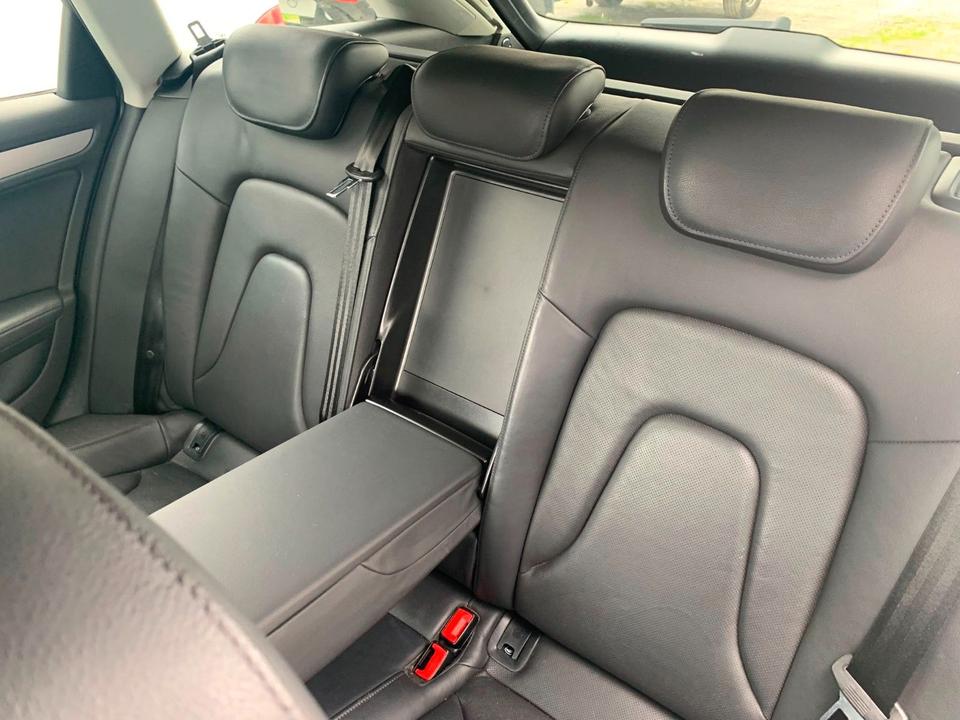 Audi A4 2014 — photo 31
