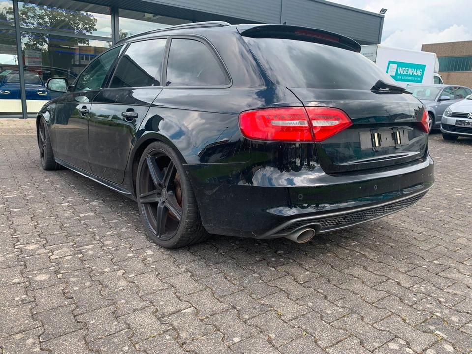 Audi A4 2014 — engine