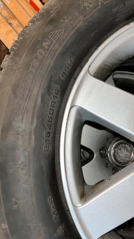 Ford C-Max 2012 — photo 12
