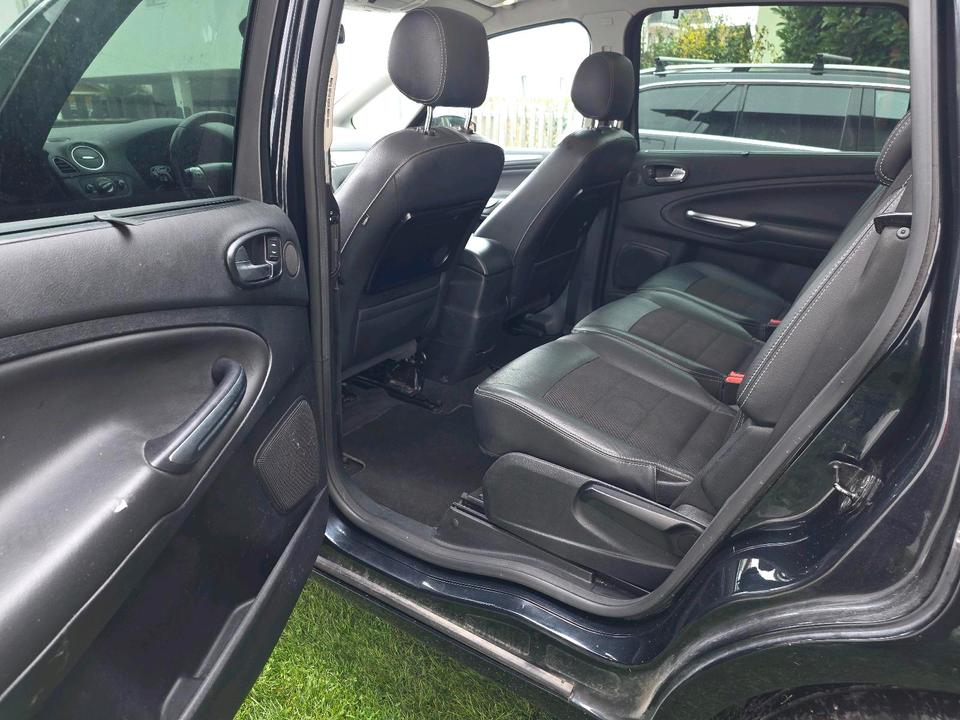 Ford C-Max 2012 — photo 5