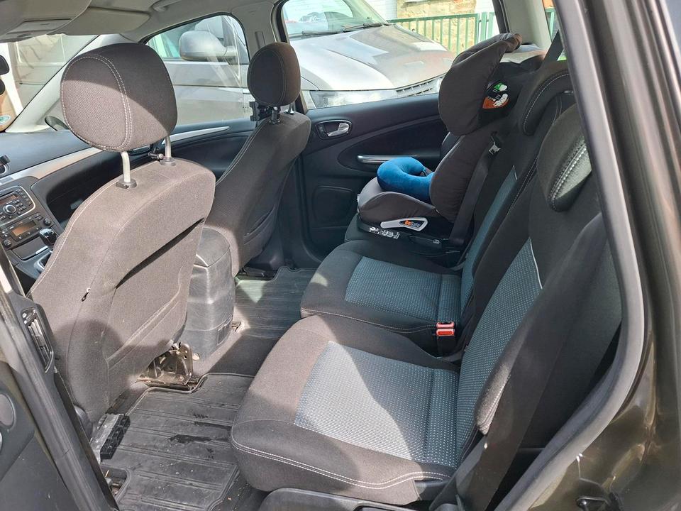 Ford S-Max 2012 — photo 7