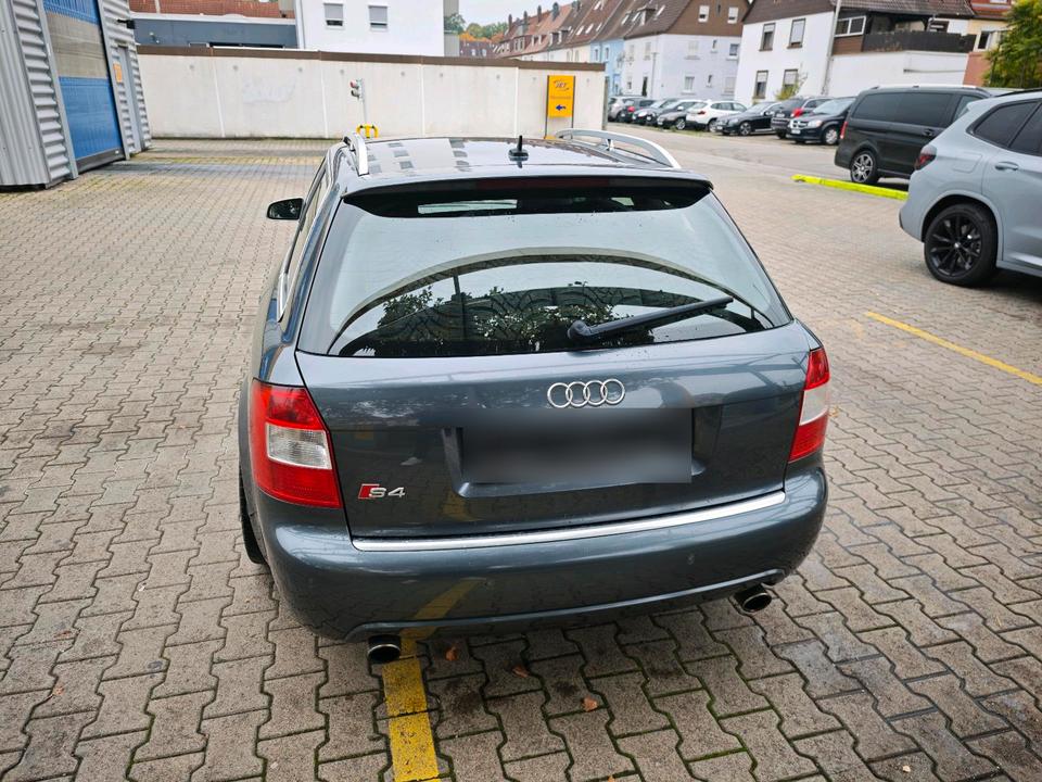 Audi A4 2004 — photo 5