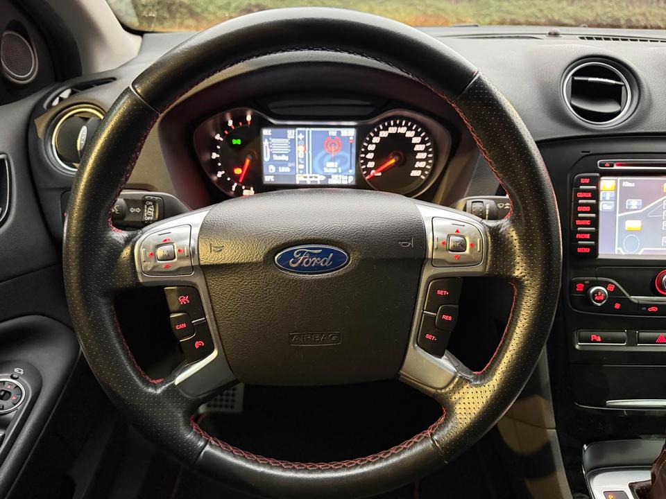 Ford Mondeo 2014 — photo 10