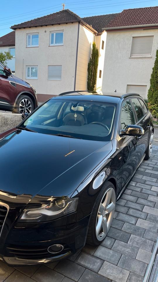 Audi A4 2010 — двигун