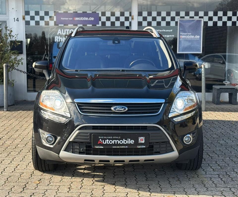 Ford Kuga 2012 — вигляд ззаду