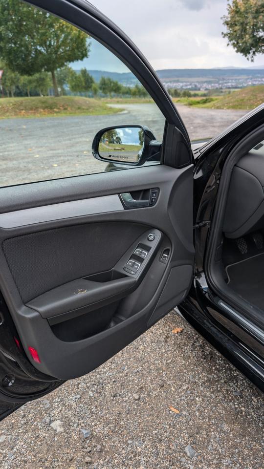 Audi A4 2014 — photo 11