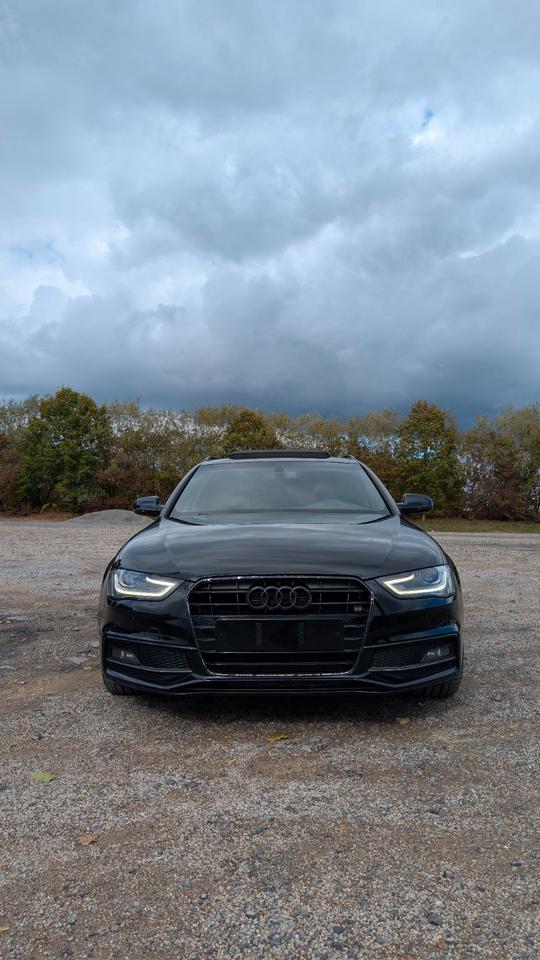 Audi A4 2014 — interior