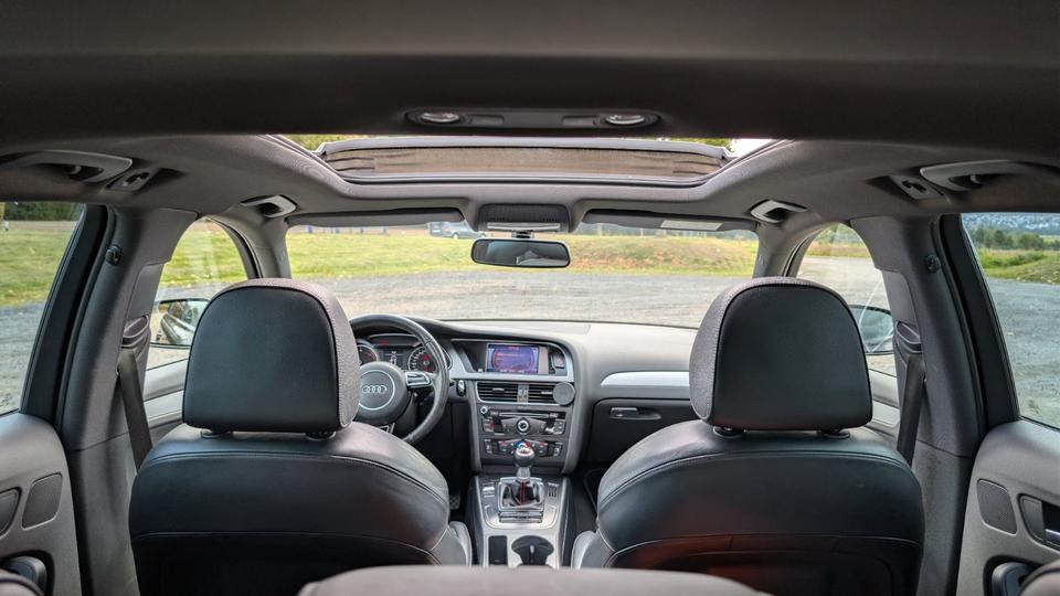 Audi A4 2014 — photo 8