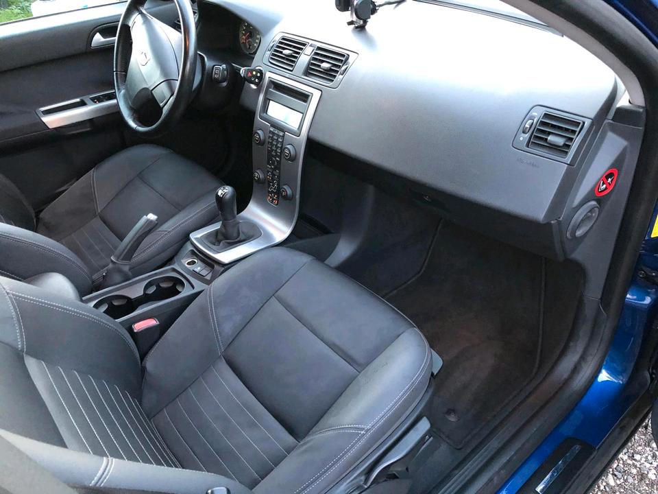 Volvo V50 2008 — photo 11
