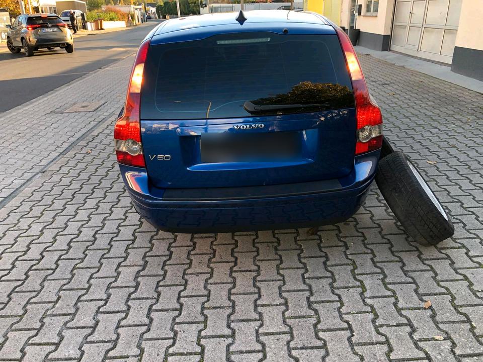Volvo V50 2008 — photo 14