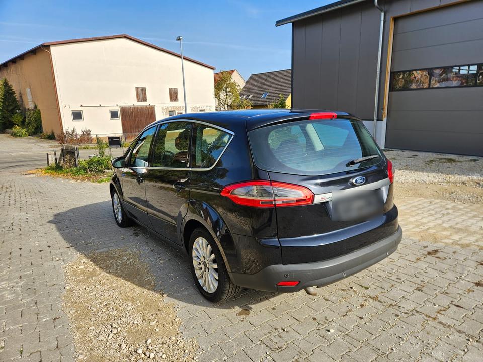 Ford S-Max 2010 — photo 7