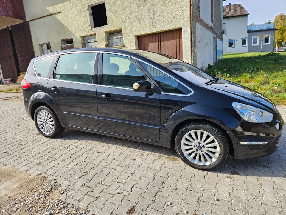 Ford S-Max 2010 — photo 8