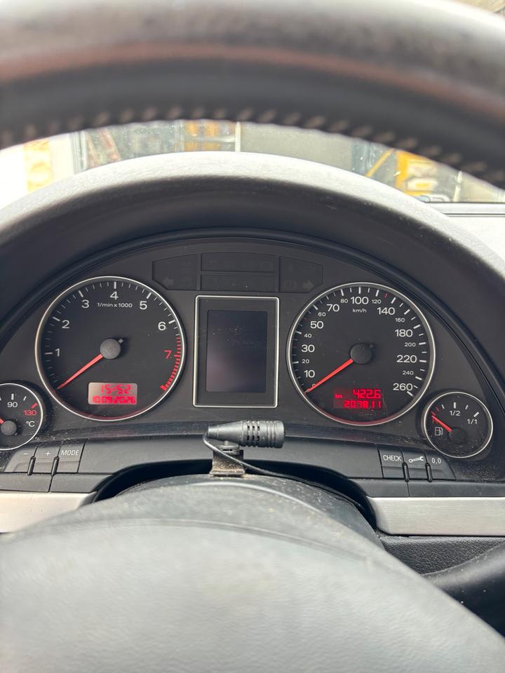 Audi A4 2007 — photo 5