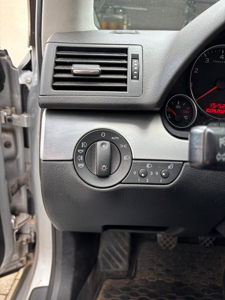Audi A4 2007 — photo 7