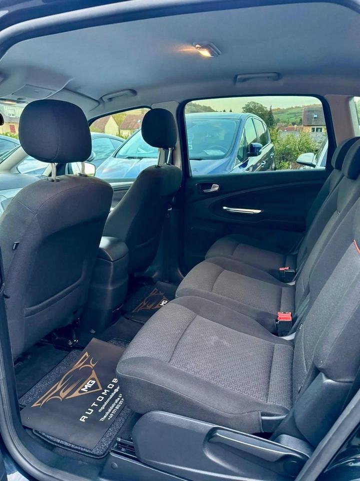 Ford S-Max 2009 — photo 7