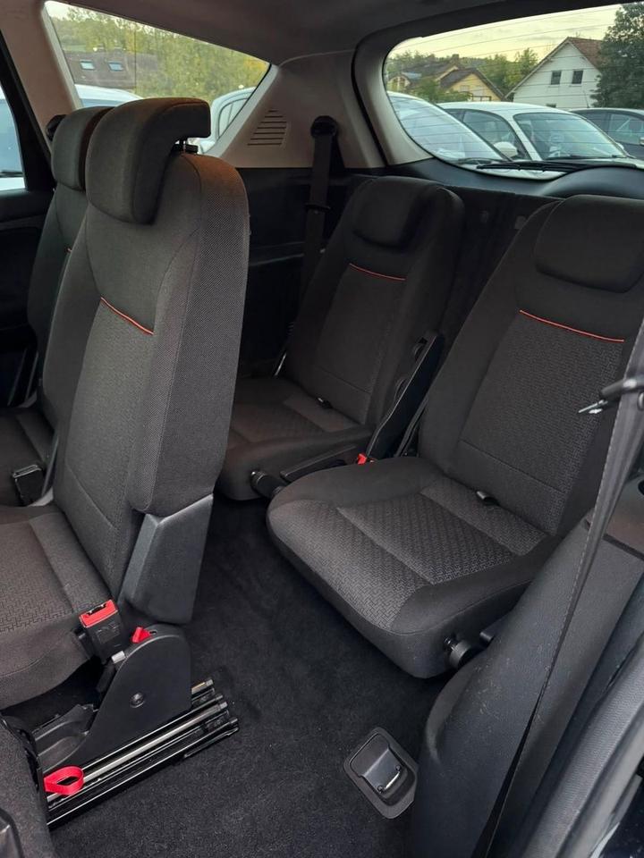 Ford S-Max 2009 — photo 8
